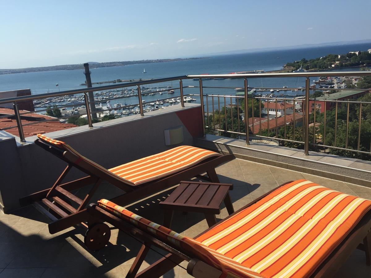 Family Hotel Radiana 索佐波尔 外观 照片