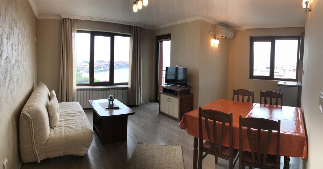 Family Hotel Radiana 索佐波尔 外观 照片