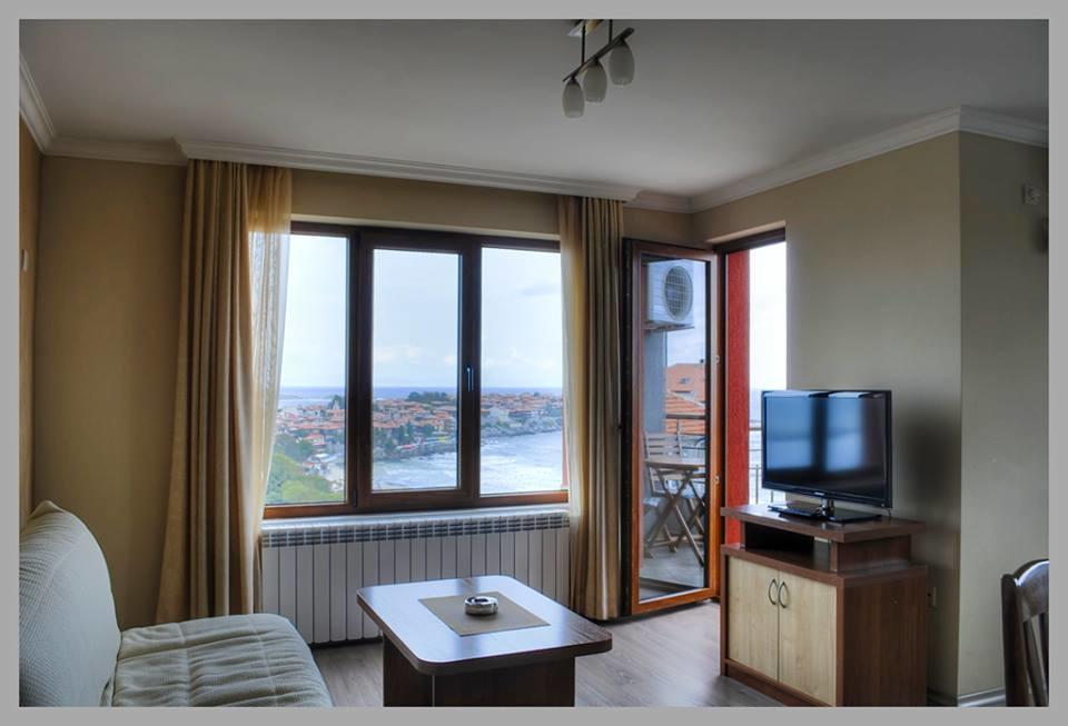 Family Hotel Radiana 索佐波尔 外观 照片