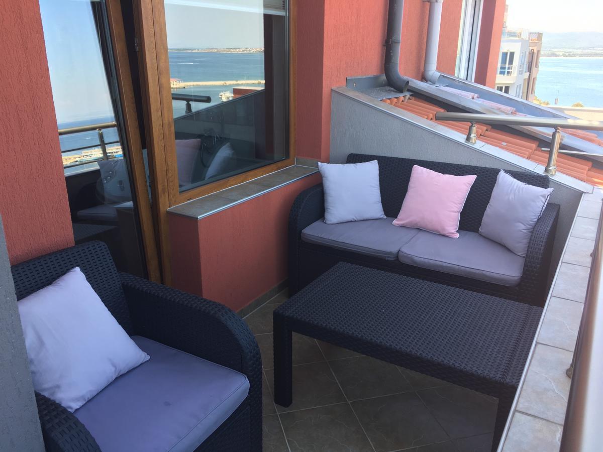 Family Hotel Radiana 索佐波尔 外观 照片